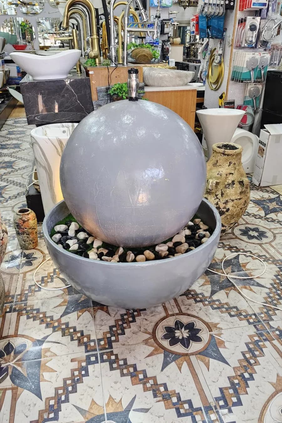 نافورة كرة كلاسيكية (Sphere Fountain) – ستايل مودرن